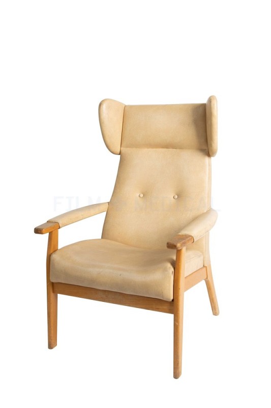 Wing Back Chair 